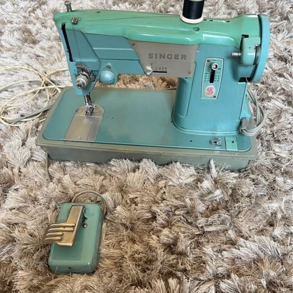 Vintage Teal Singer 327K Sewing Machine with Foot Pedal and carrying box